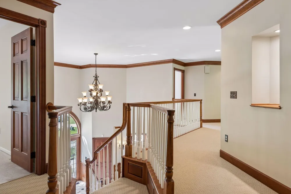 10444 Purdey Rd, Eden Prairie, MN 55347