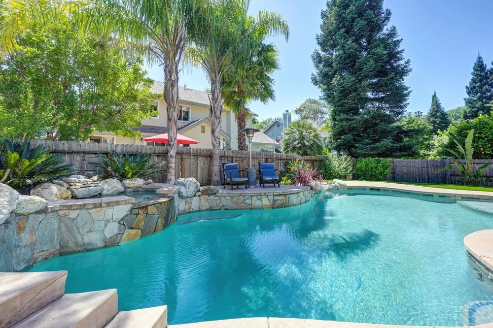 8484 Cobble Creek Ln, Orangevale, CA 95662