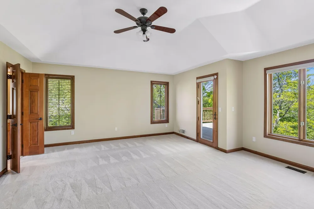 10444 Purdey Rd, Eden Prairie, MN 55347