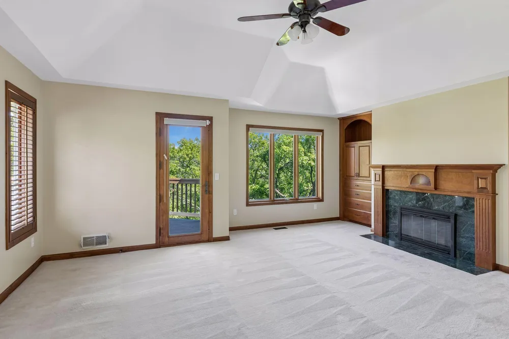 10444 Purdey Rd, Eden Prairie, MN 55347