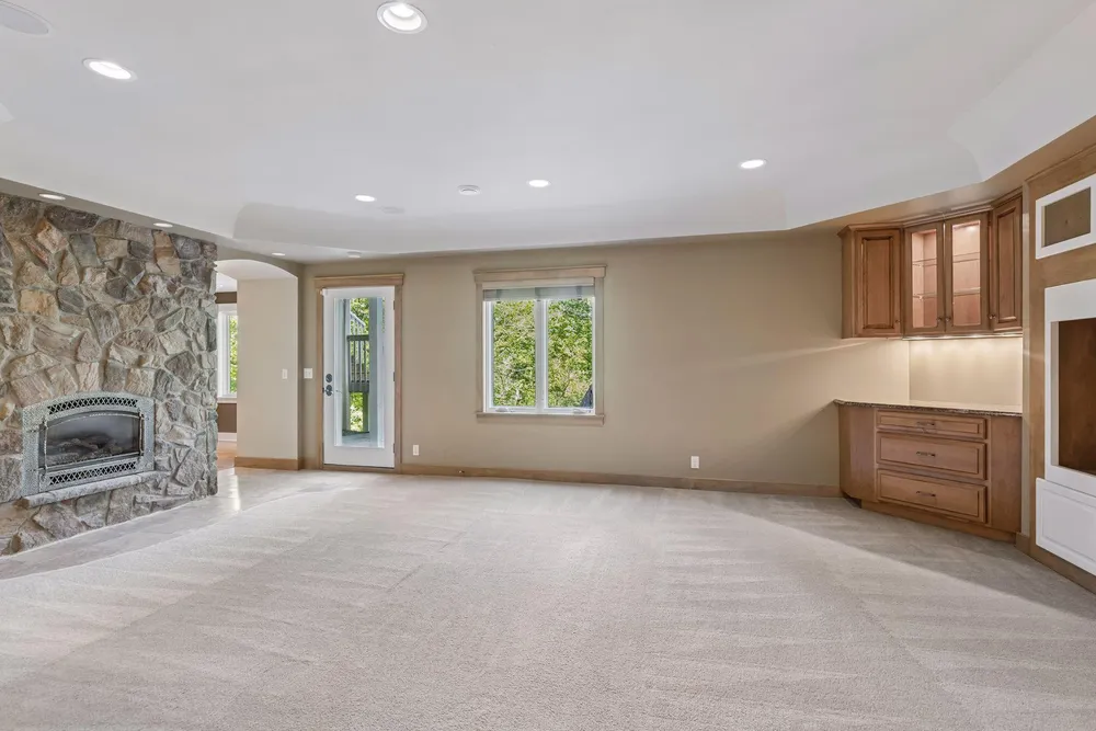 10444 Purdey Rd, Eden Prairie, MN 55347