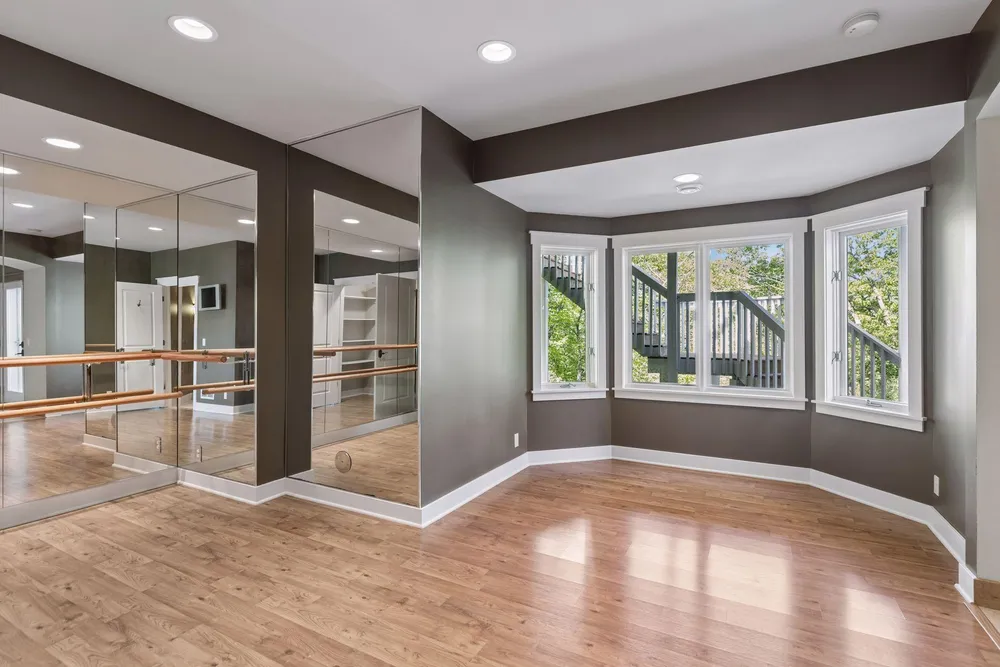 10444 Purdey Rd, Eden Prairie, MN 55347