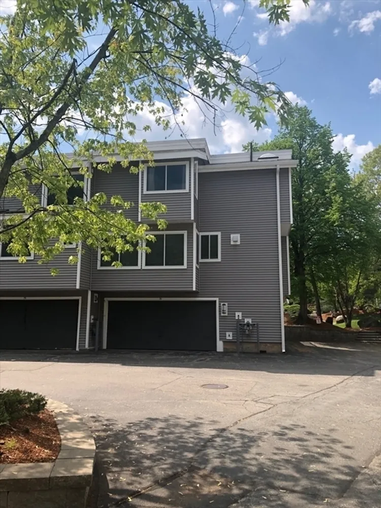 255 North Rd, Chelmsford, MA 01824
