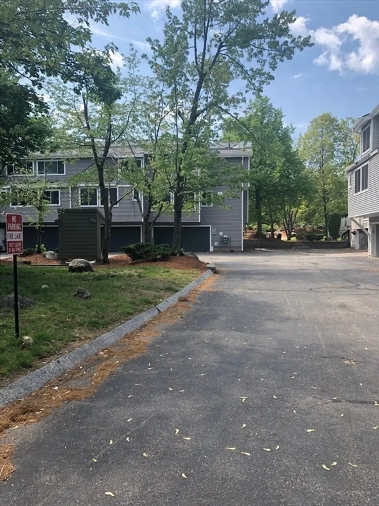 255 North Rd, Chelmsford, MA 01824