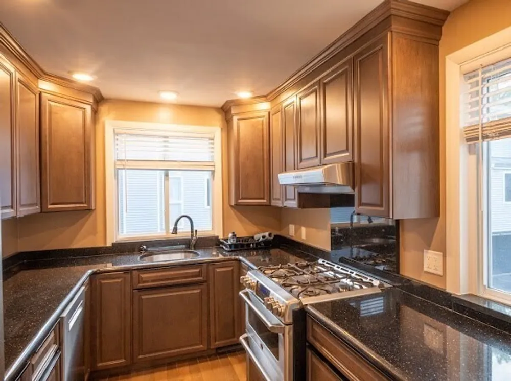 255 North Rd, Chelmsford, MA 01824