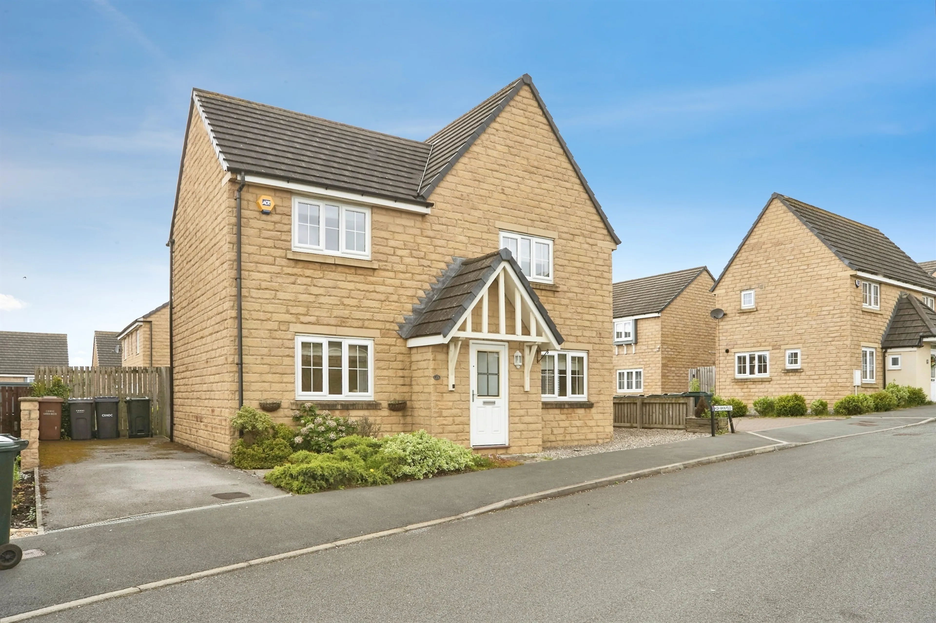 Property at Staincliffe Drive, Keighley