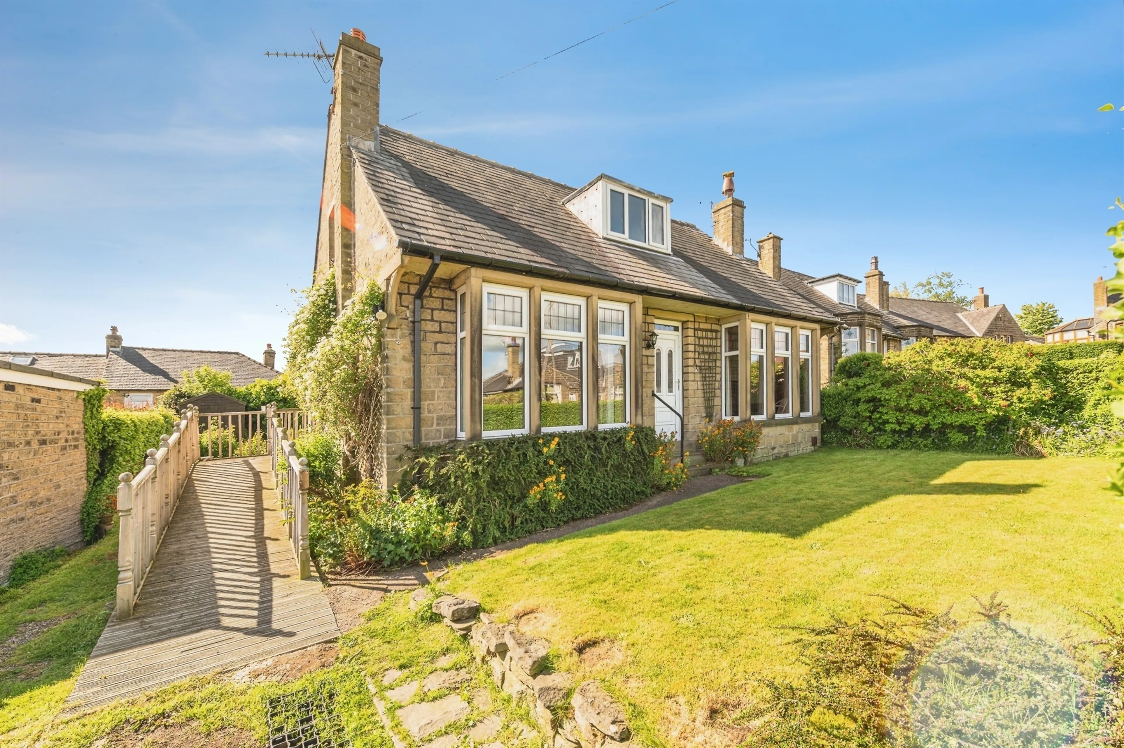 Property at Stonefield Avenue, HUDDERSFIELD