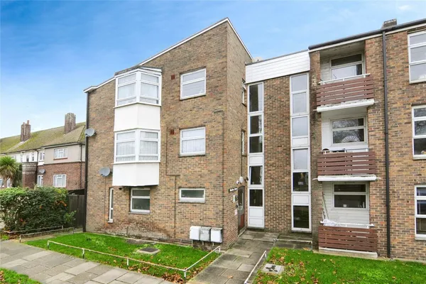 Elizabeth Road, Pilgrims Hatch, Brent...