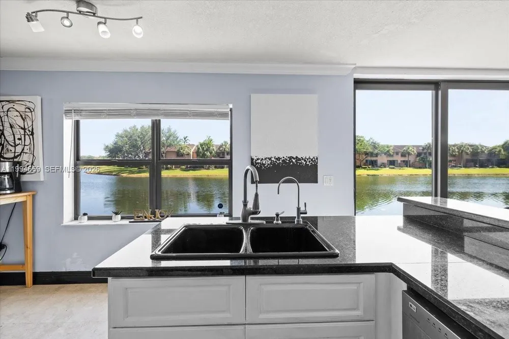 10740 NW 16th Ct, Plantation, FL 33322