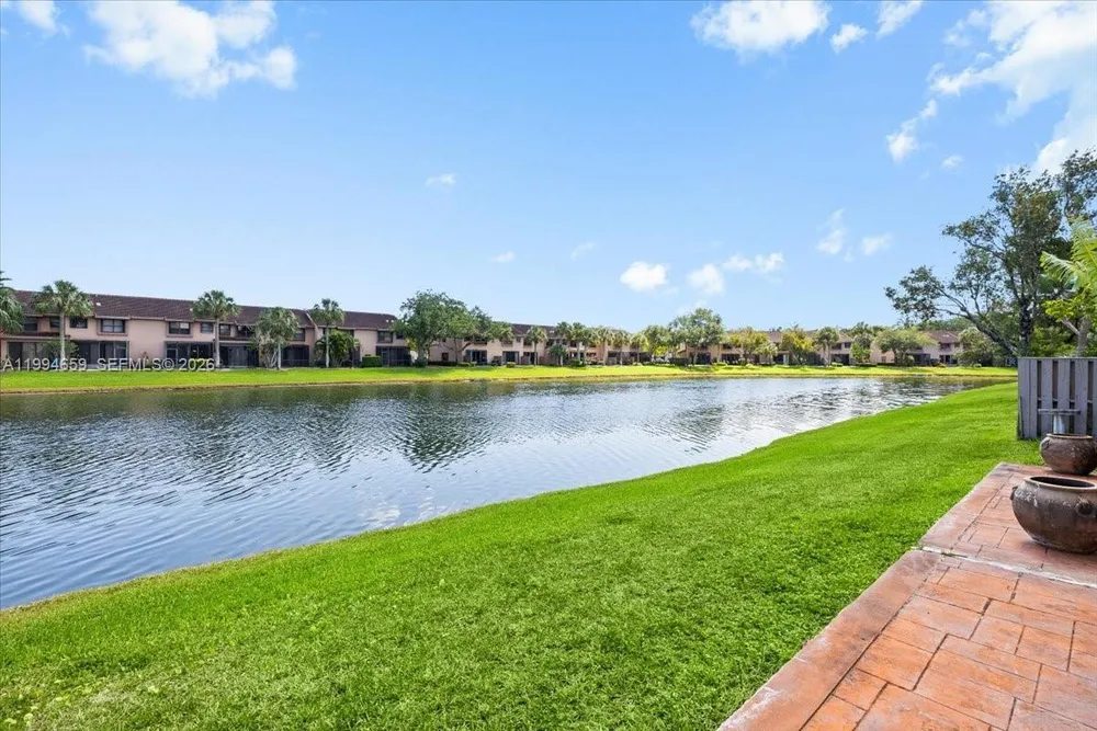 10740 NW 16th Ct, Plantation, FL 33322