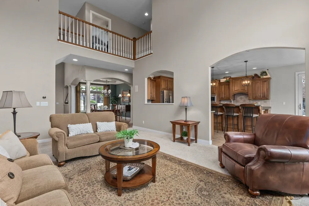 4916 N Silentwind Way, Appleton, WI 54913
