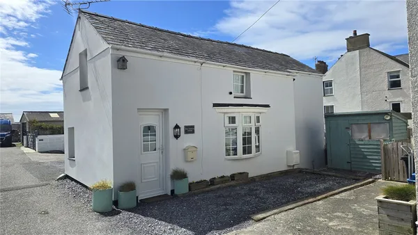 High Street, Rhosneigr, Isle of Angle...
