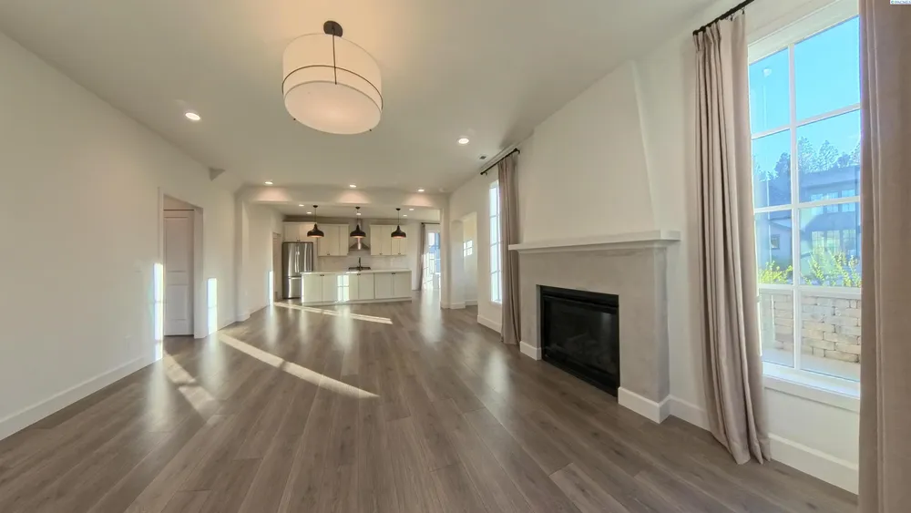 2045 NW Hidden View Ct, Pullman, WA 99163