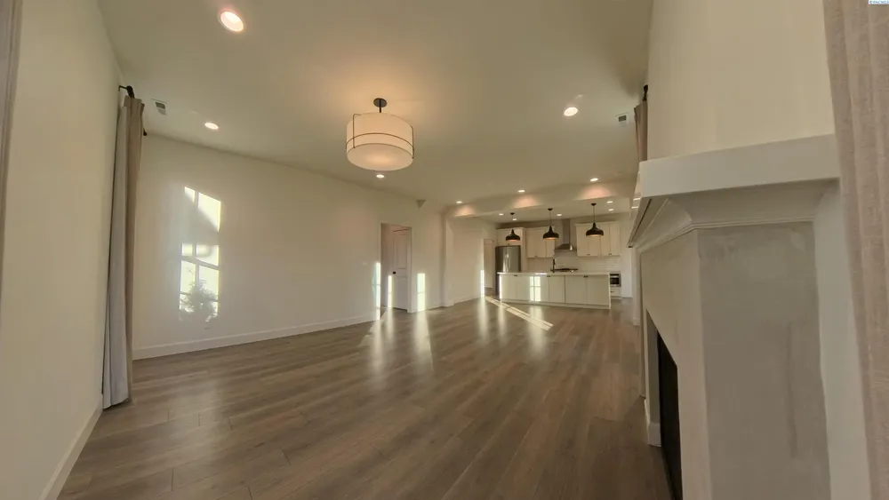 2045 NW Hidden View Ct, Pullman, WA 99163
