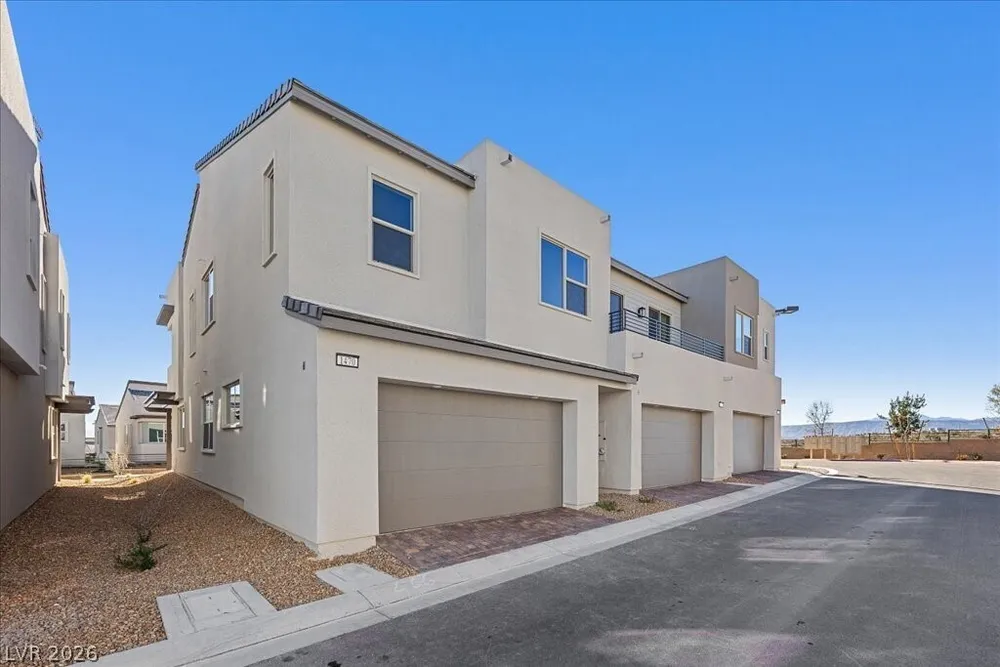 Meadow Lark Ln, Las Vegas, NV 89103