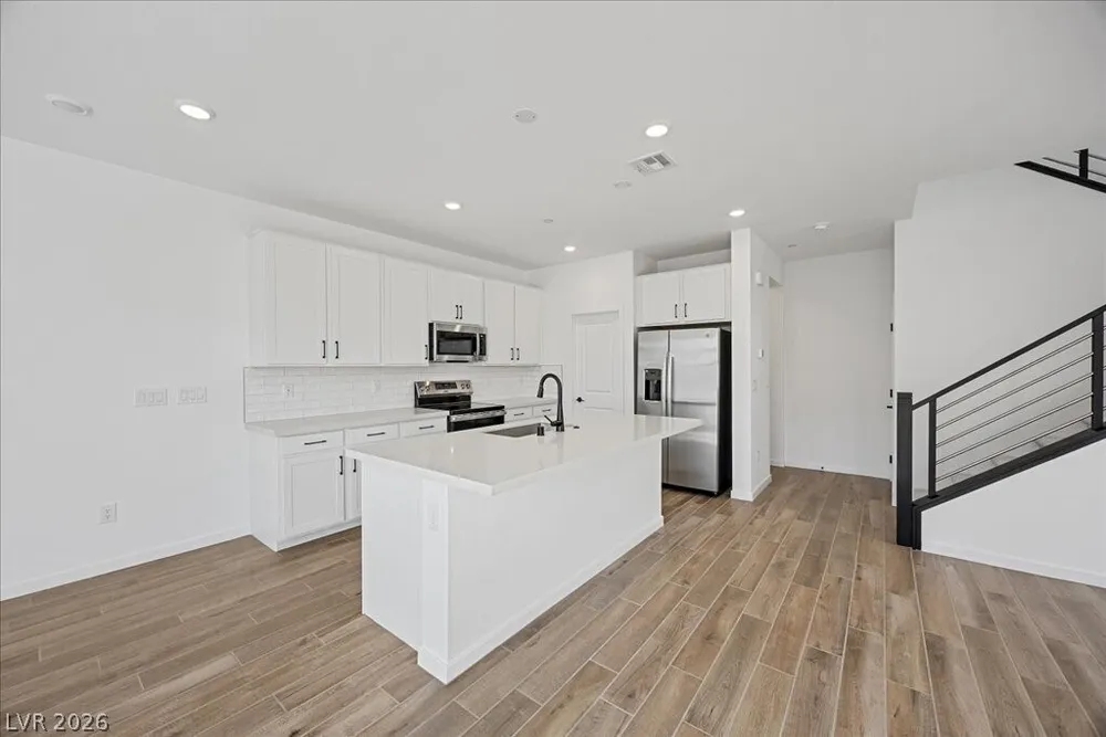 Meadow Lark Ln, Las Vegas, NV 89103