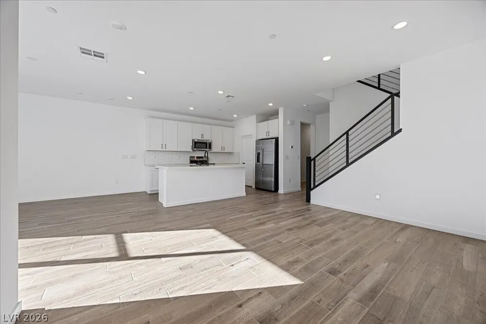 Meadow Lark Ln, Las Vegas, NV 89103