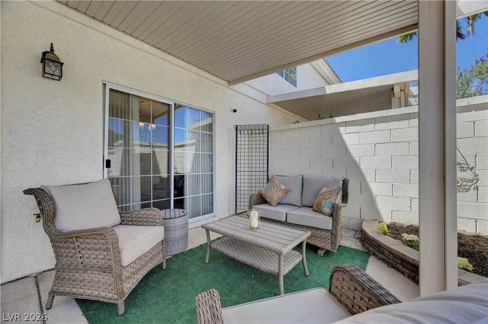8012 Lisa Dawn Ave, Las Vegas, NV 89147