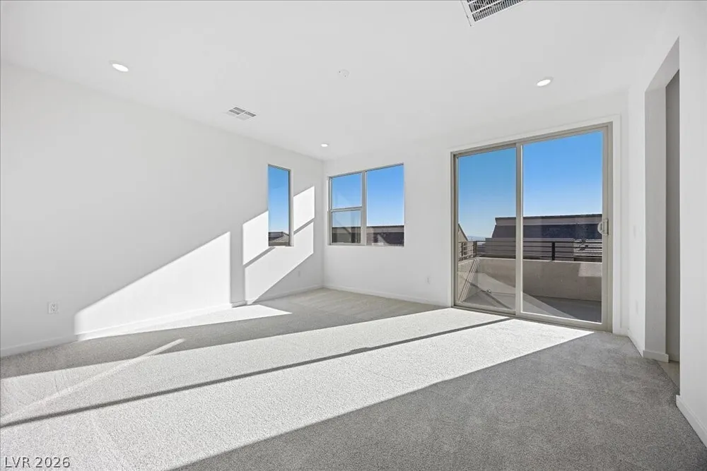 Meadow Lark Ln, Las Vegas, NV 89103