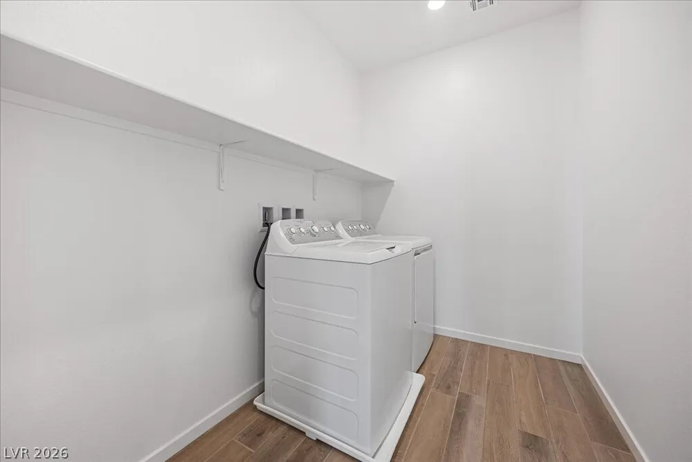 Meadow Lark Ln, Las Vegas, NV 89103