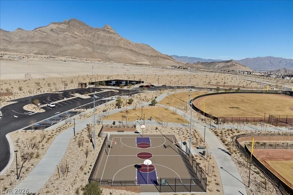 Meadow Lark Ln, Las Vegas, NV 89103