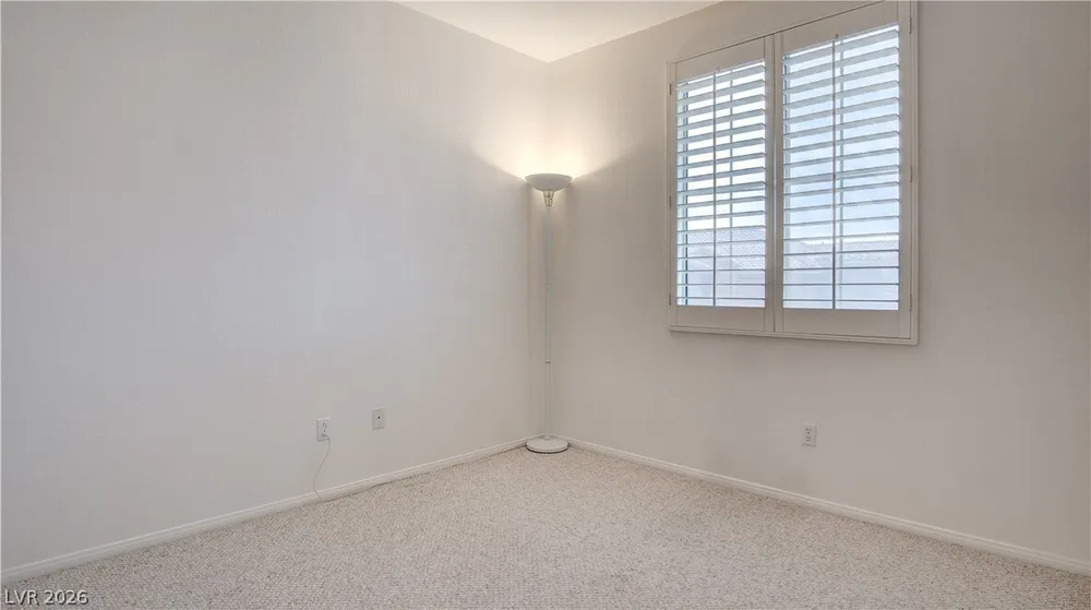 10180 Delray Beach Ave, Las Vegas, NV 89129