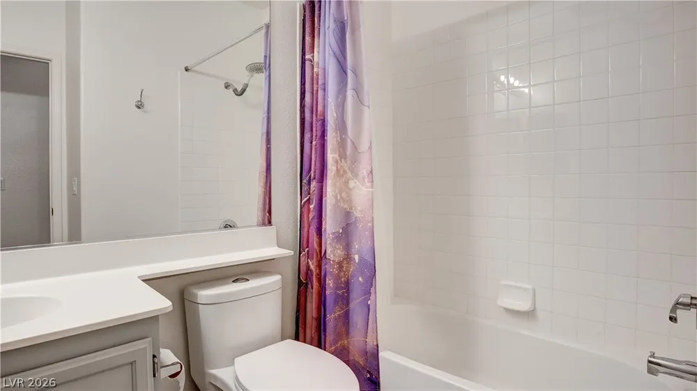 10180 Delray Beach Ave, Las Vegas, NV 89129