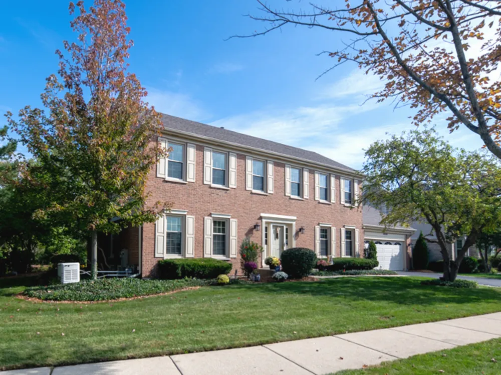 1351 Callen Ln, Des Plaines, IL 60016-8740