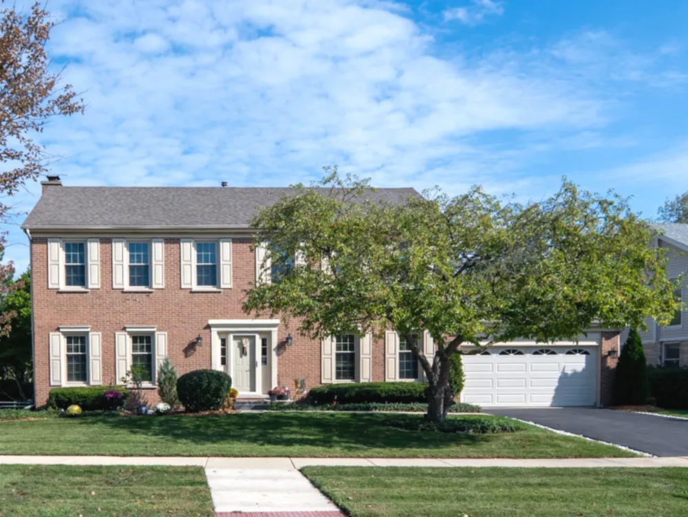 1351 Callen Ln, Des Plaines, IL 60016-8740