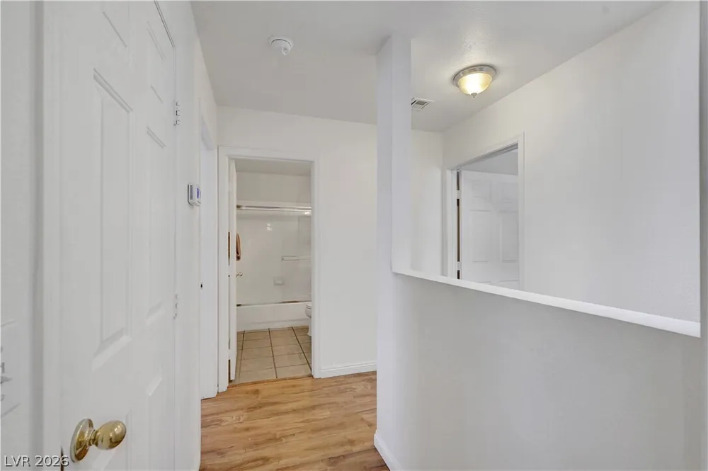 8012 Lisa Dawn Ave, Las Vegas, NV 89147