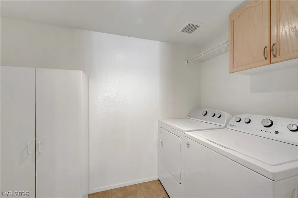 8012 Lisa Dawn Ave, Las Vegas, NV 89147
