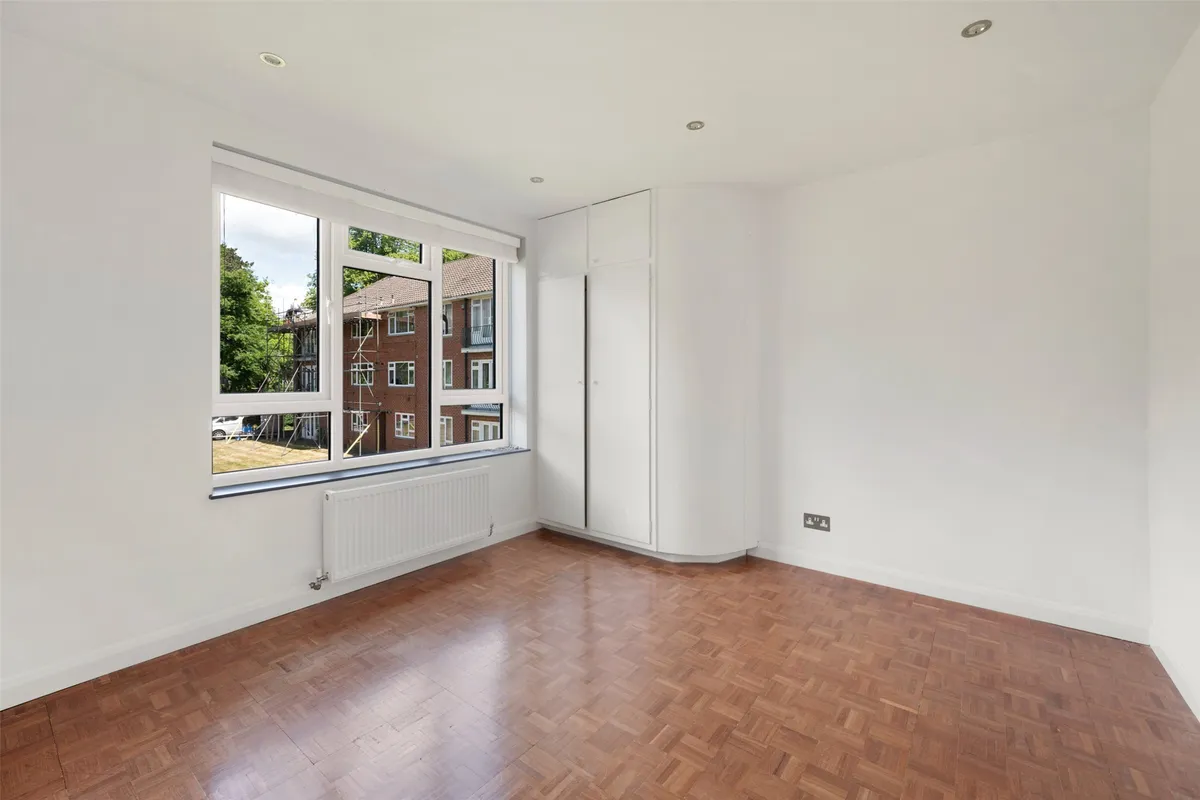 Wray Common Road, Reigate, Surrey, RH2