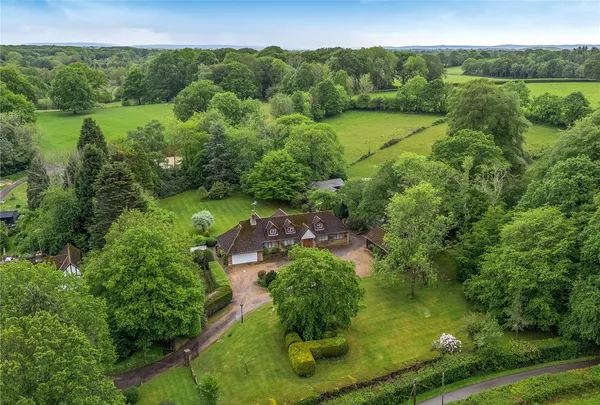 Mayes Green, Ockley, RH5 photo 1