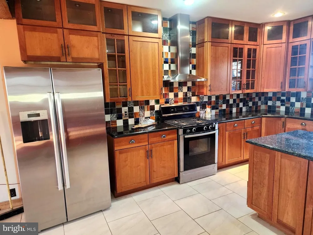 110 Colonial Ave, Norristown, PA 19403