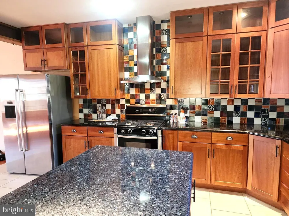 110 Colonial Ave, Norristown, PA 19403