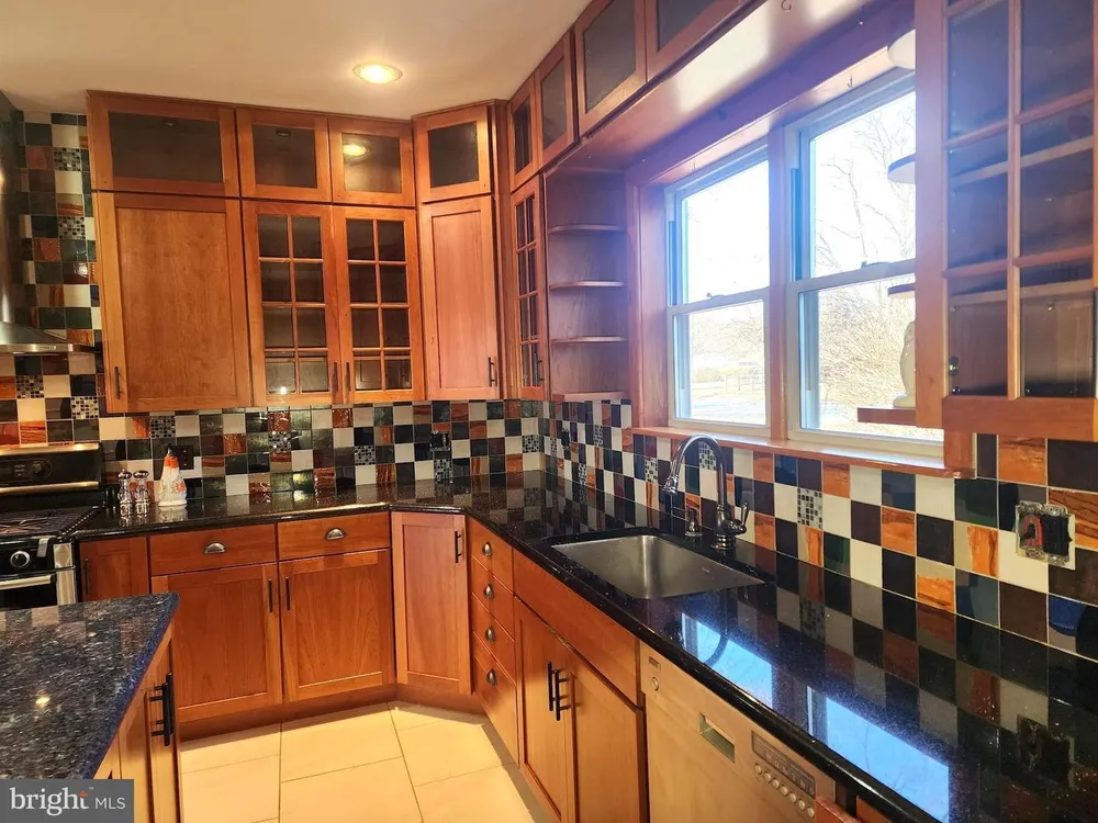 110 Colonial Ave, Norristown, PA 19403