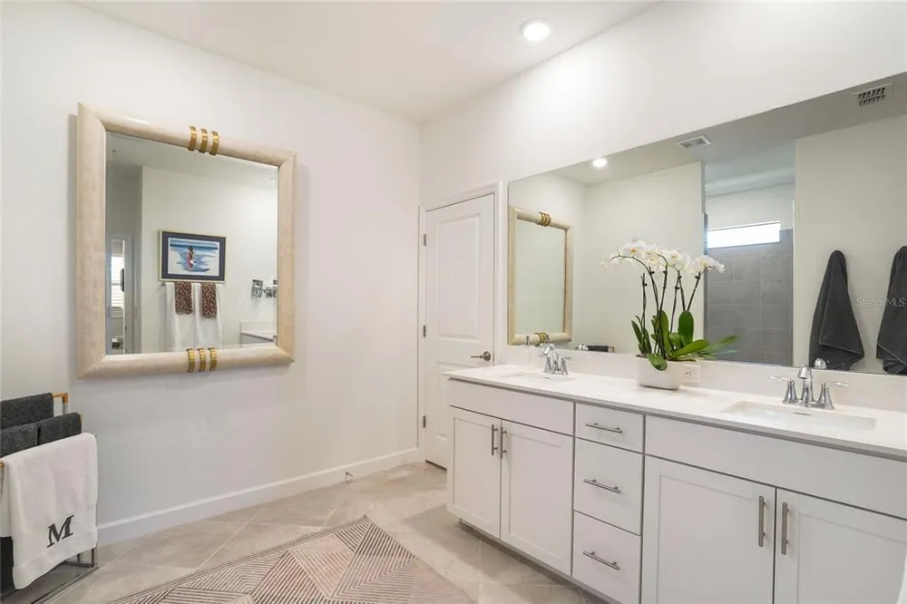 5238 Coral Reef Way, Bradenton, FL 34211