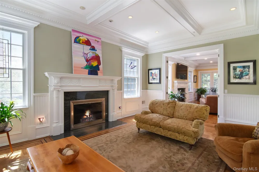 7 Roland Rd, Irvington, NY 10533