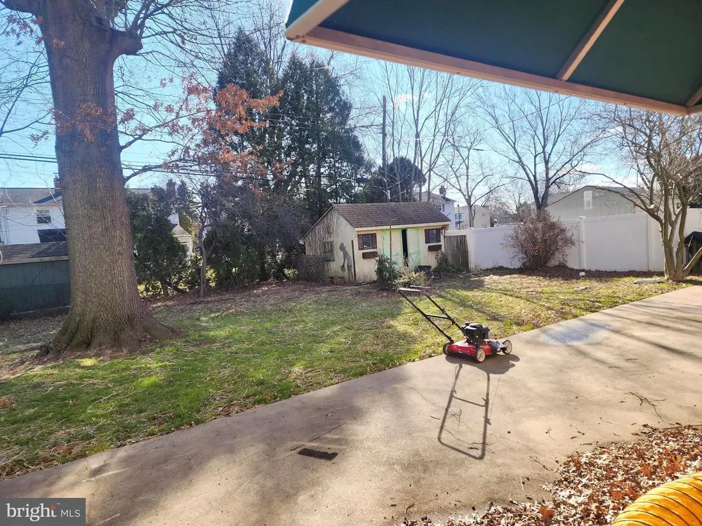 110 Colonial Ave, Norristown, PA 19403