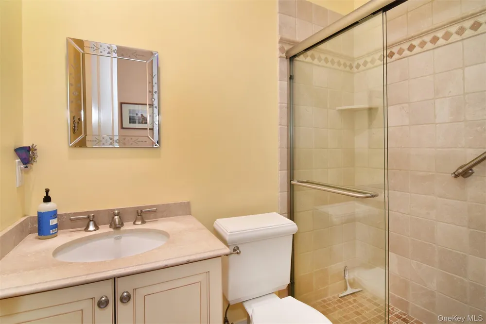 7 Roland Rd, Irvington, NY 10533