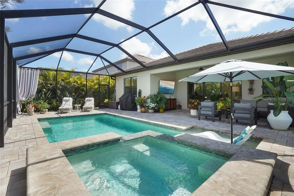5238 Coral Reef Way, Bradenton, FL 34211
