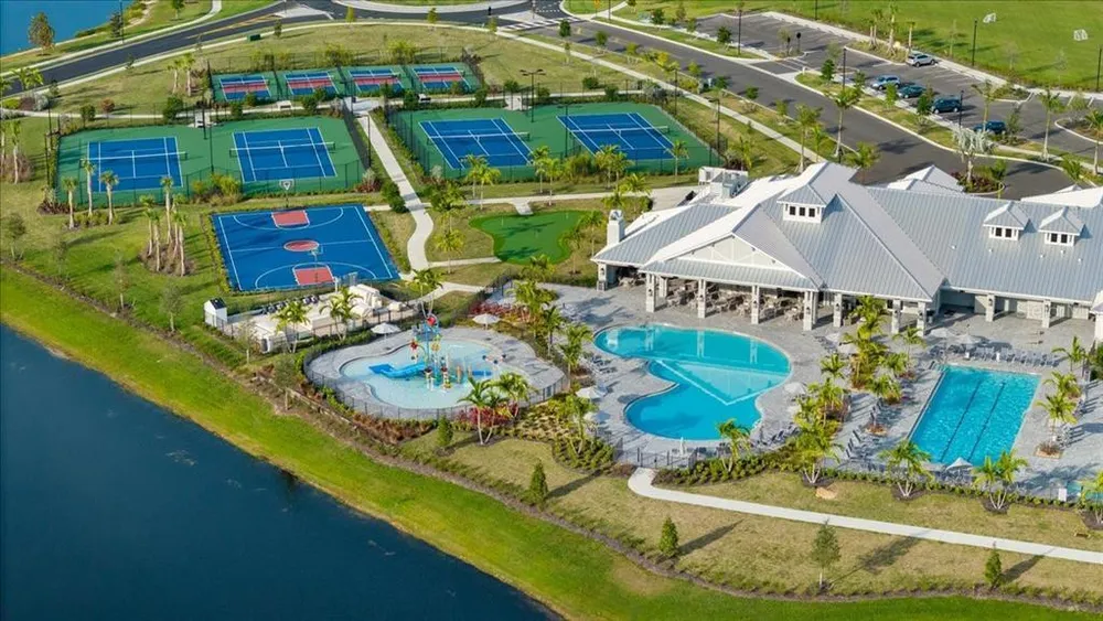 5238 Coral Reef Way, Bradenton, FL 34211