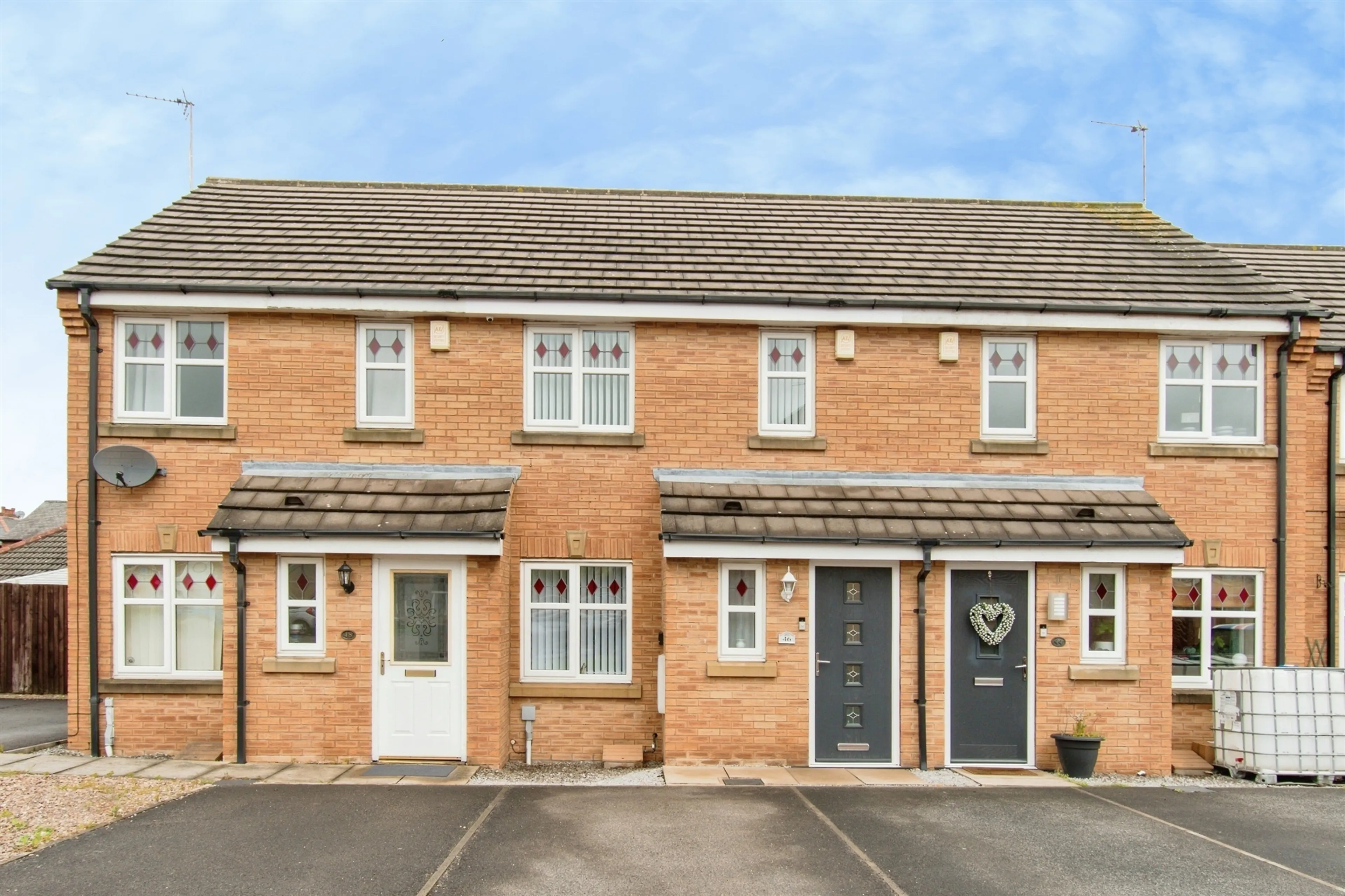 Property at Hoctun Close, Castleford