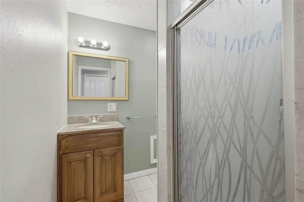 1264 18th St, Sarasota, FL 34234