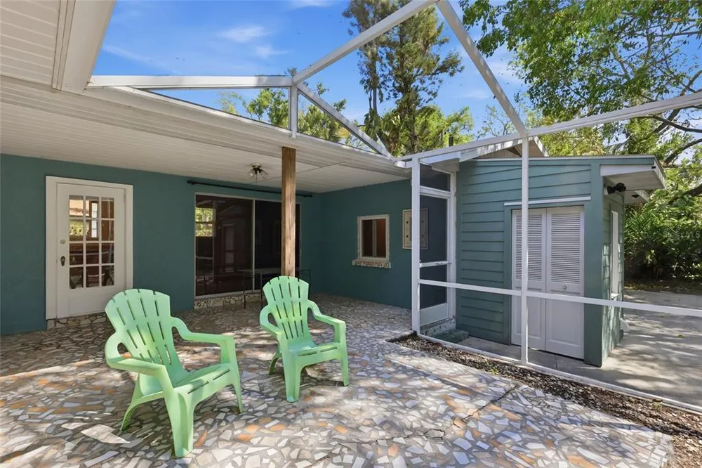 1264 18th St, Sarasota, FL 34234