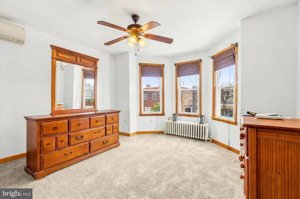 2632 E Ontario St, Philadelphia, PA 19134