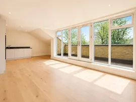 Courland Grove, London photo