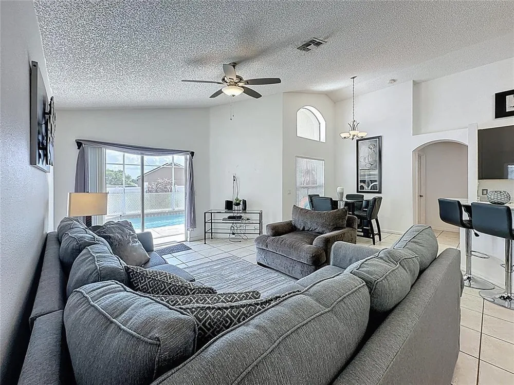 1526 Gulf Vue Dr, Haines City, FL 33844