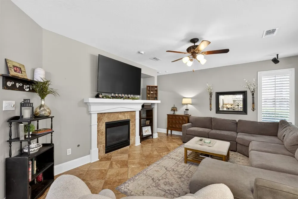 22 Fortuneberry Pl, The Woodlands, TX 77382