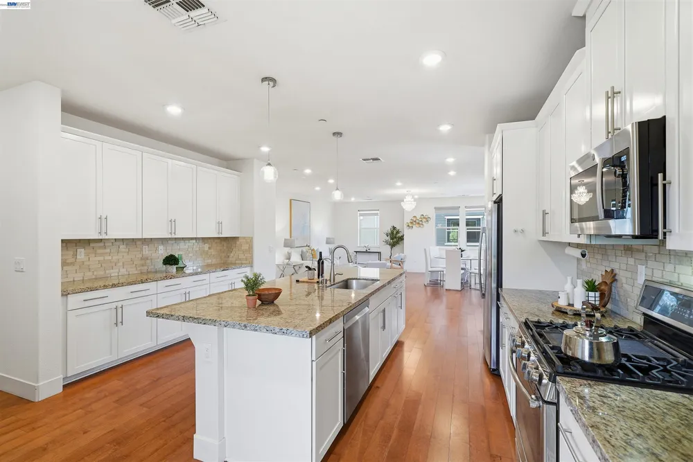 3062 Threecastles Way, Dublin, CA 94568